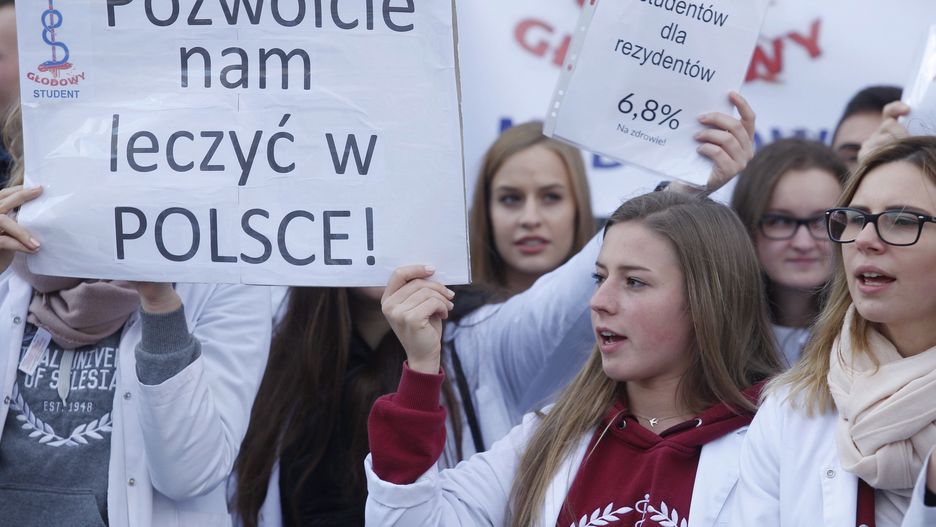 Jakim cudem posłowie maja zrozumieć postulaty lekarzy. Sami mają gwarantowaną opiekę medyczną za 1,2 mln zł.