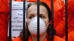 Brytyjczycy protestują przeciw warunkom przetrzymywania więźniów w Guantanamo