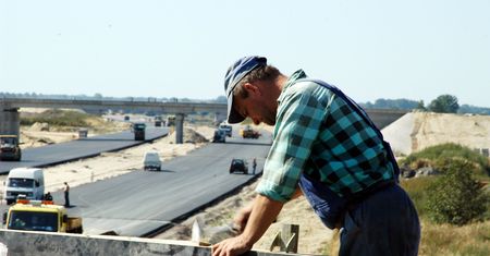 Pensja minimalna w górę. Związkowcy podbijają stawkę