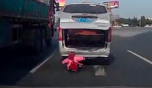 Kierowca zgubił dziecko podczas jazdy