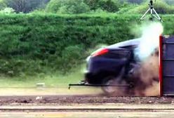 Test zderzeniowy przeprowadzony przy prędkości 200 km/h
