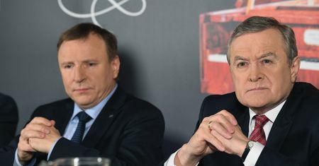 TVP potrzebuje pieniędzy. Deklaracja Piotra Glińskiego to dla Jacka Kurskiego problem