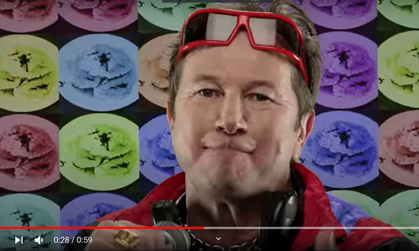 Piotr Cyrwus w reklamie ketchupu