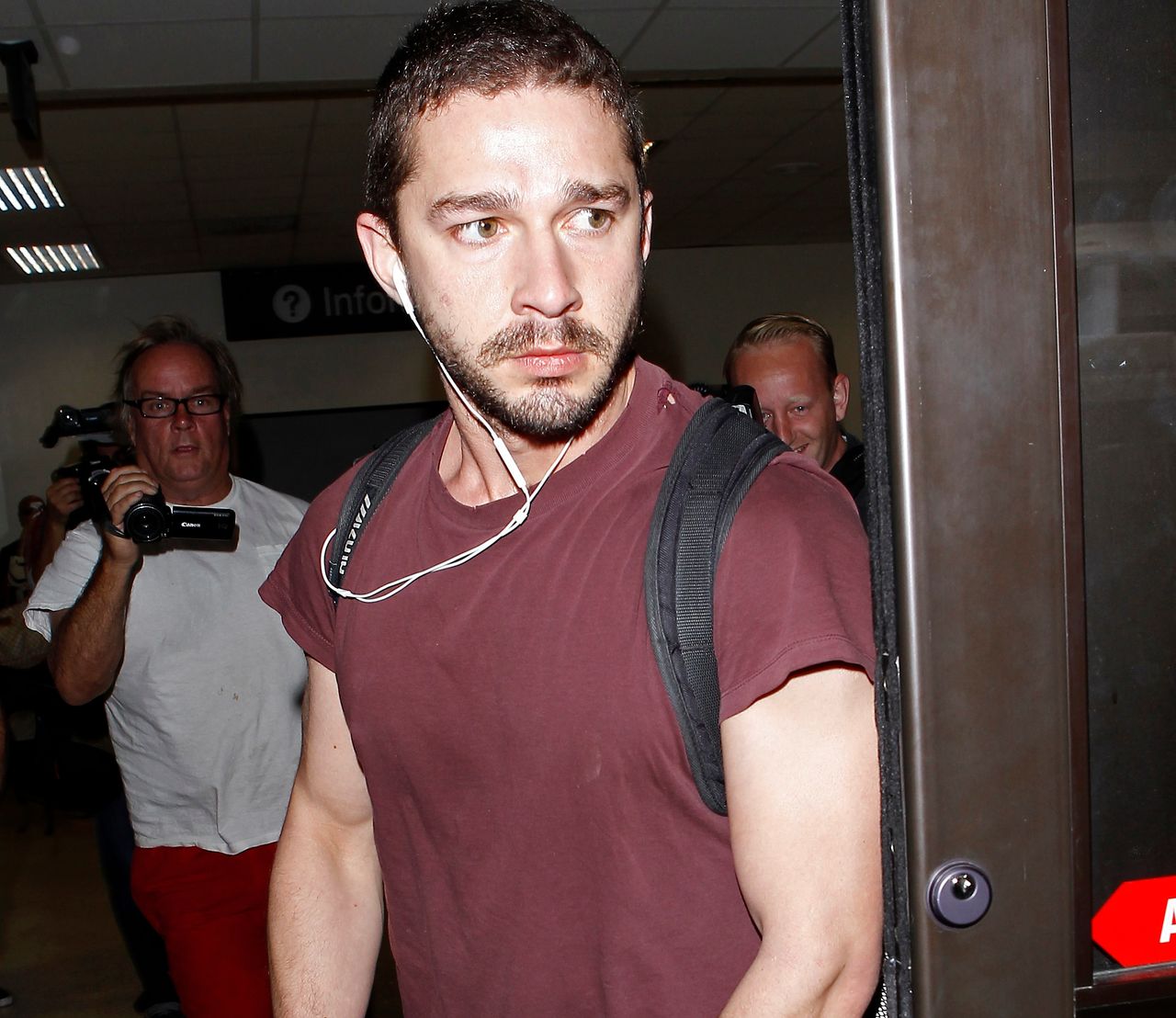 Shia LaBeouf rozlicza się z przeszłością. "Sięgnąłem dna"