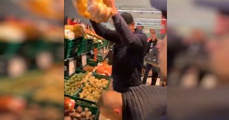 AgroUnia znów w akcji. Rolnicy weszli do Kauflanda