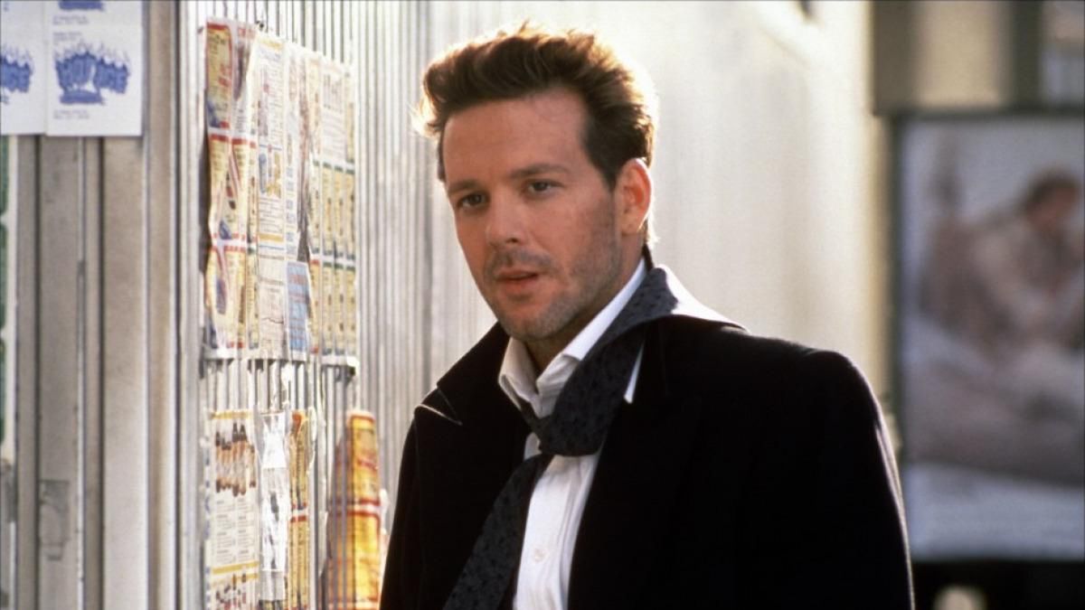 Mickey Rourke w filmie "Dziewięć i pół tygodnia" z 1986 r.