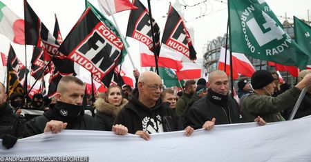 Neofaszyści z Włoch obecni na marszu z okazji stulecia niepodległości