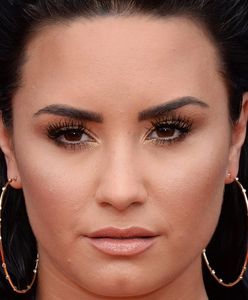 Demi Lovato przyłapana na lotnisku. Nie przypomina gwiazdy