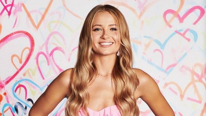 Monika Kozakiewicz z "Love Island" eksperymentuje ze swoim wizerunkiem.