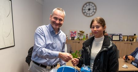 Uratowała koleżankę przed utonięciem, została nagrodzona przez PKOl