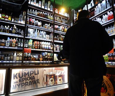 Puławy zakazują nocnej sprzedaży alkoholu. Wkrótce prohibicję wprowadzą kolejne miasta