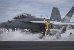 Amerykańscy lotnicy narysowali na niebie męskie genitalia. "Trening o zerowej wartości"