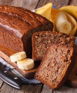 Prosty przepis na chlebek bananowy. Doskonały na śniadanie i do pracy