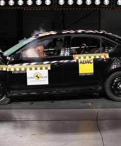 Testy zderzeniowe: Octavia, RAV4, Auris i ZOE