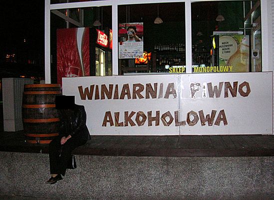 Winiarnia piwno-alkoholowa - zabawne zdjęcia Internautów