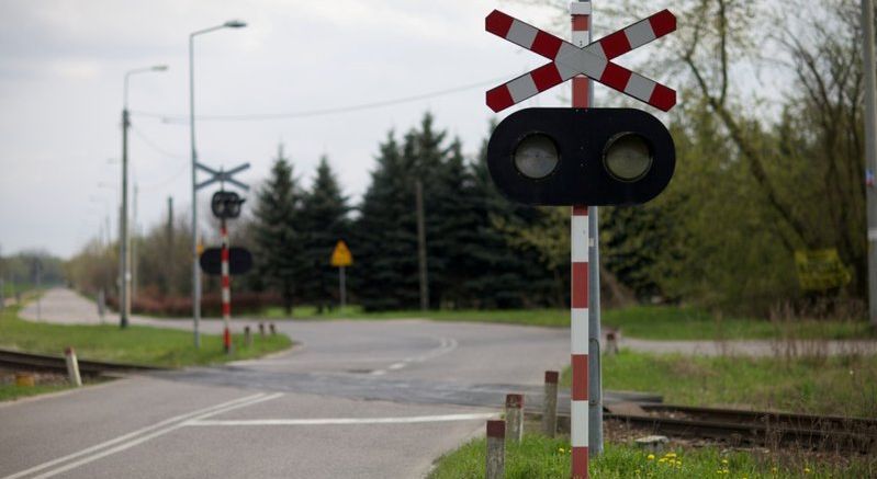 Pasłęk. Wypadek na torach. Trzy osoby trafiły do szpitala