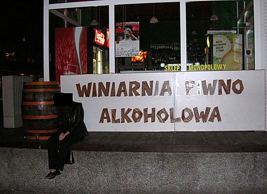 Winiarnia piwno-alkoholowa - zabawne zdjęcia Internautów