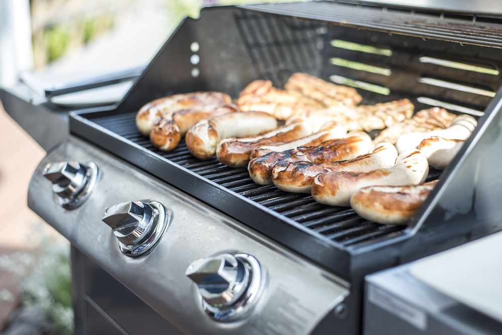 Grillowanie na gazie. Podpowiadamy, jakie są wady i zalety grilla gazowego