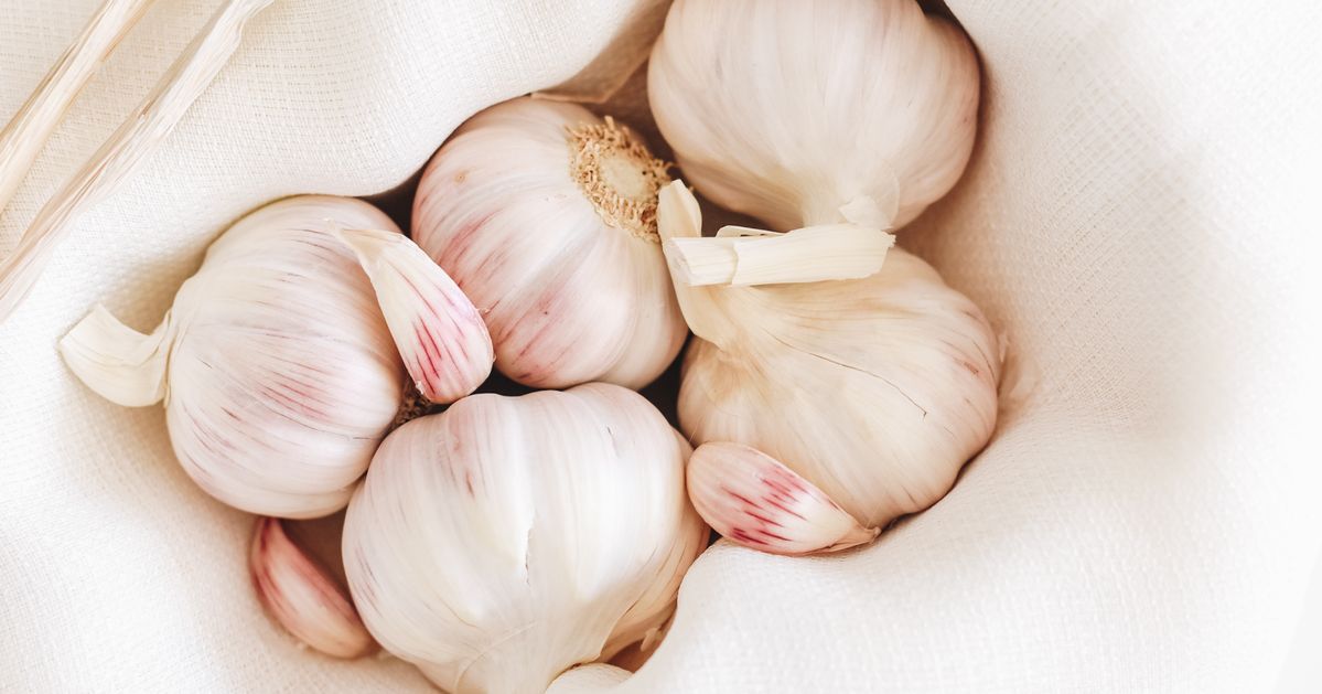 Jak zrobić sos czosnkowy - Szybka lekcja i kilka podpowiedzi