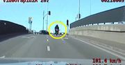 Policja z Gdańska ścigała pirata drogowego. Nagranie z radiowozu