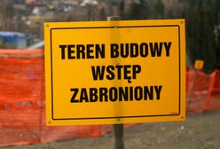 Śmiertelny wypadek na budowie w Łowiczu. Prokuratura: wszyscy pozostali pracownicy byli trzeźwi