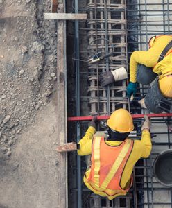 Polska przyciąga Azjatów. Rośnie liczba pozwoleń na pracę