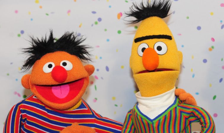 Bert i Ernie z "Ulicy Sezamkowej" są homoseksualną parą. Scenarzysta to potwierdza