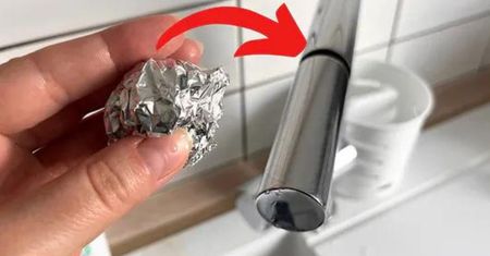 Zawsze trzymam kulkę aluminiową obok zlewu. Używam jej na awaryjne sytuacje