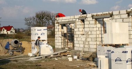 Produkcja budowlana razi słabością. Źle wróży gospodarce w końcówce roku