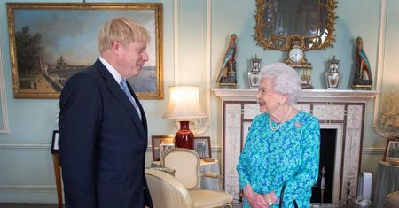 Rząd Borisa Johnsona poprosi królową Elżbietę II o zawieszenie parlamentu. To umożliwi brexit bez umowy