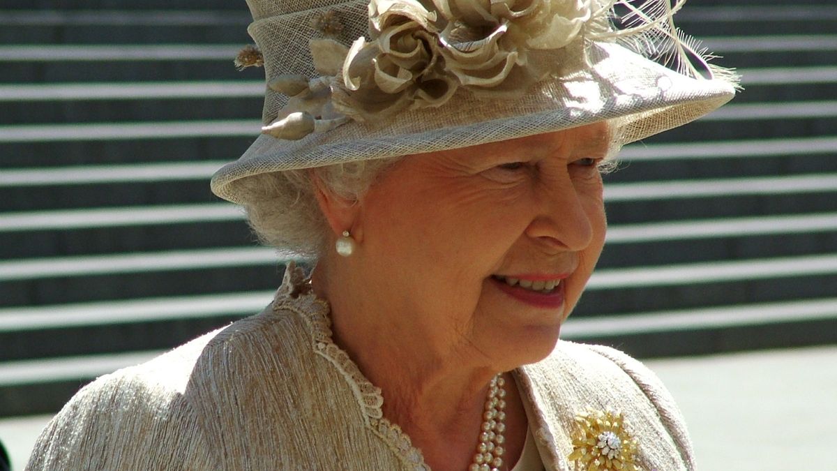 Królowa zatwierdziła ustawę o wyjściu Wielkiej Brytanii z UE.