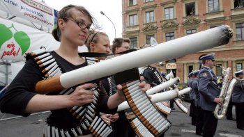 Pikieta antynikotynowa w Warszawie