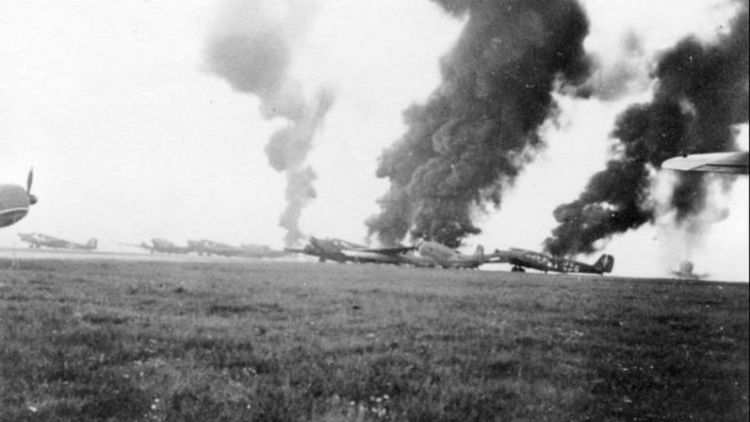 Płonące Junkersy Ju 52