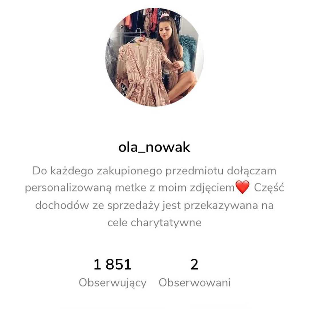 Ola Nowak korzysta z aplikacji LESS