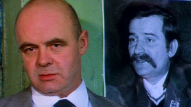 Kadr z filmu "Rozmowy kontrolowane"
