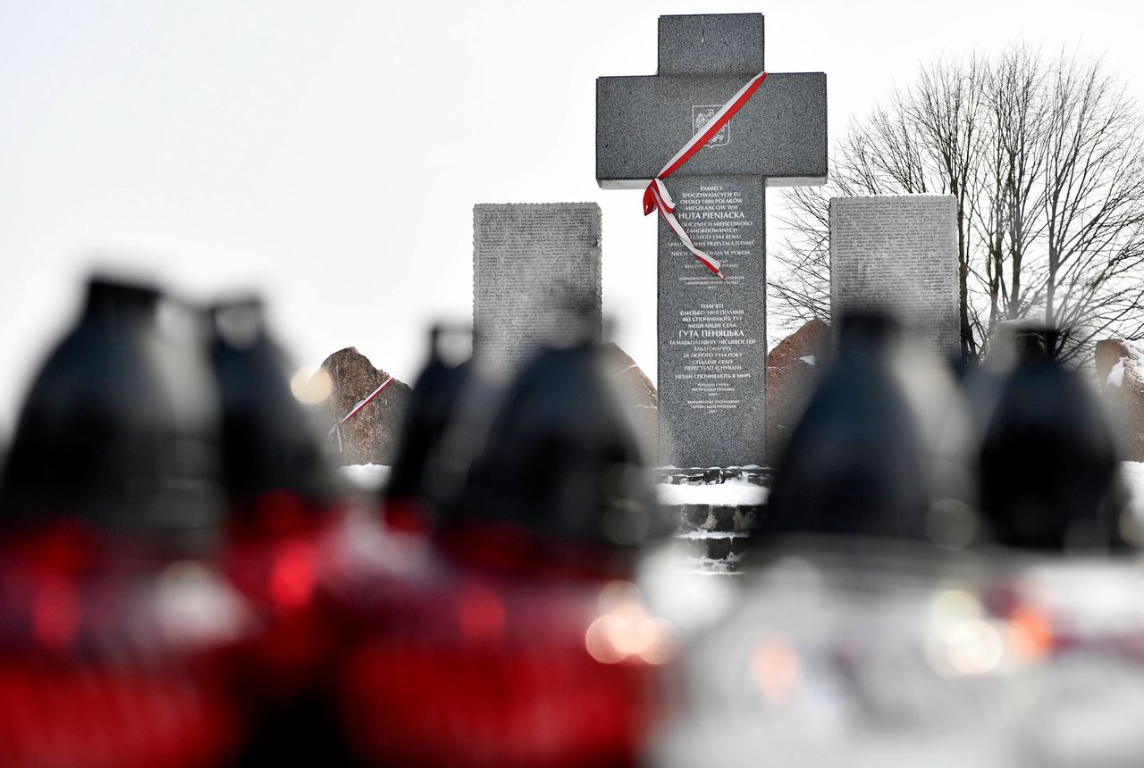 Ukraina podważa liczbę zamordowanych Polaków. Chce ekshumacji