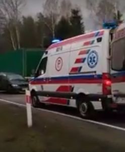 Wypadek na drodze krajowej. Jedna osoba nie żyje, cztery są ranne