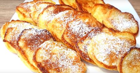 Na punkcie budyniowych racuchów oszaleje każdy łasuch. Smakują jeszcze lepiej niż u babci