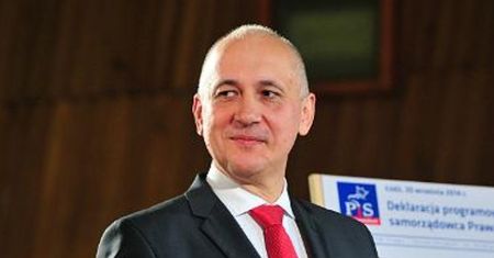 Brudziński poczuł klimat świąt. Miało być zabawnie, przez przypadek wyszło jeszcze zabawniej