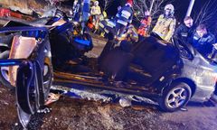 Dramatyczny wypadek na Mazowszu. Pasażer był poszukiwany przez policję