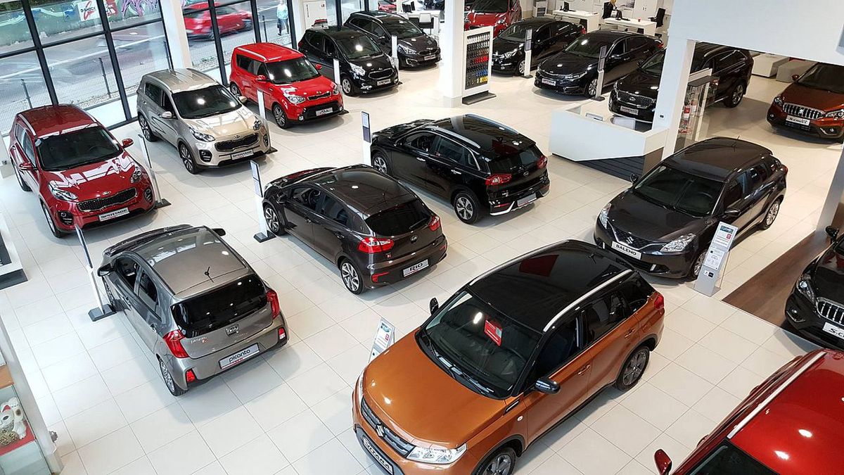 Firmy nakręcają sprzedaż aut w Europie