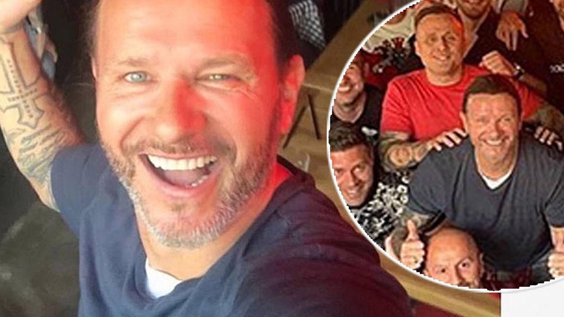 Radosław Majdan - pępkowe