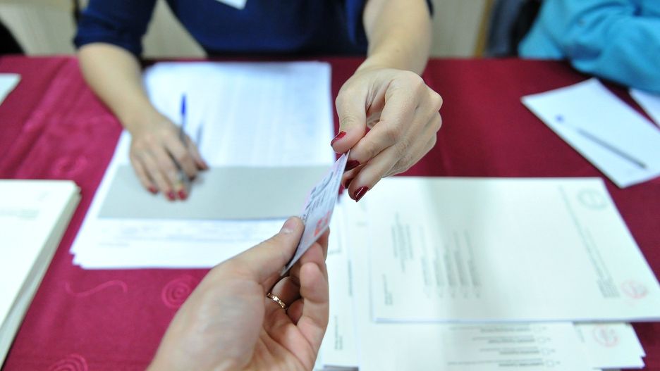 Podczas wyborów należy mieć przy sobie dowód osobisty.