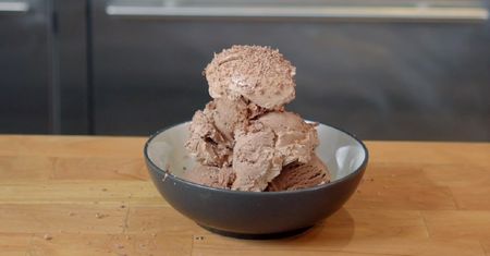 Przepis na domowe lody. Tylko trzy składniki