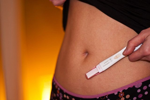 Ciąża pozamaciczna często kończy się poronieniem