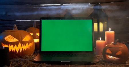 Promocje na Halloween. "Kupuj strasznie tanio". Komputronik kusi ciekawą ofertą