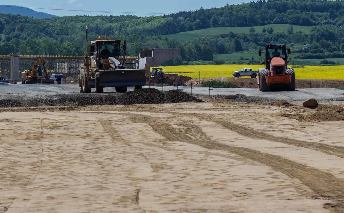 Dodatkowe pieniądze na budowę 29 km trasy S7 z Warszawy do Grójca