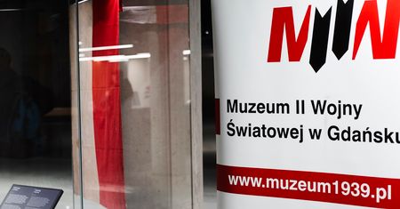 Byli dyrektorzy Muzeum II Wojny Światowej idą do sądu