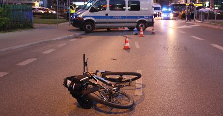 Tragiczny wypadek z udziałem rowerzystki. Nie miała szans