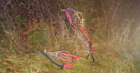 Piotrkowice. Kierowca wjechał w nastoletnich rowerzystów. 17-latka zmarła